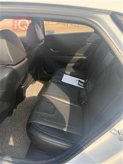 هیۆندای ئەلەنترا